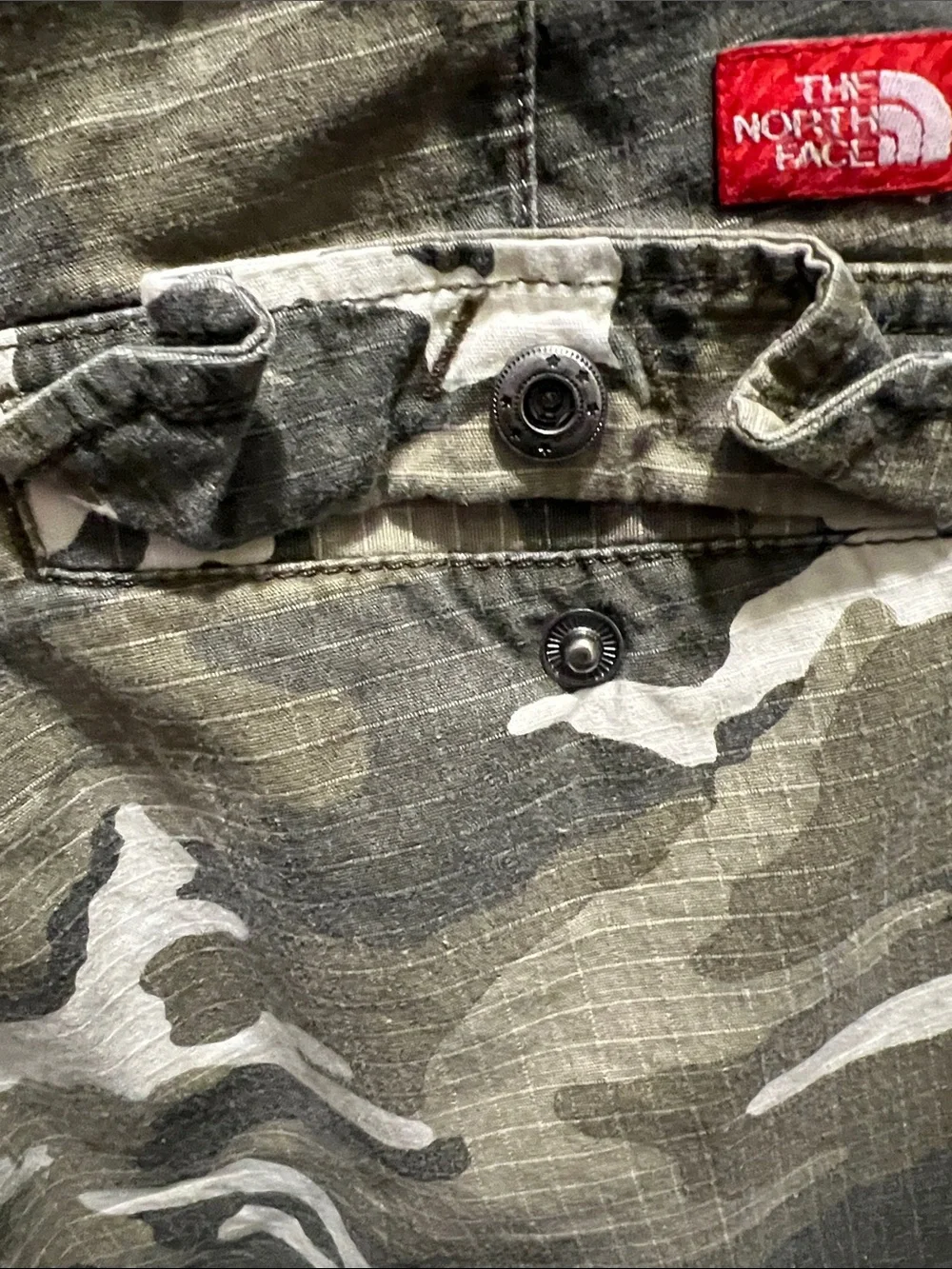 The North Face Men's Camouflage Cargo Shorts — Olive & White